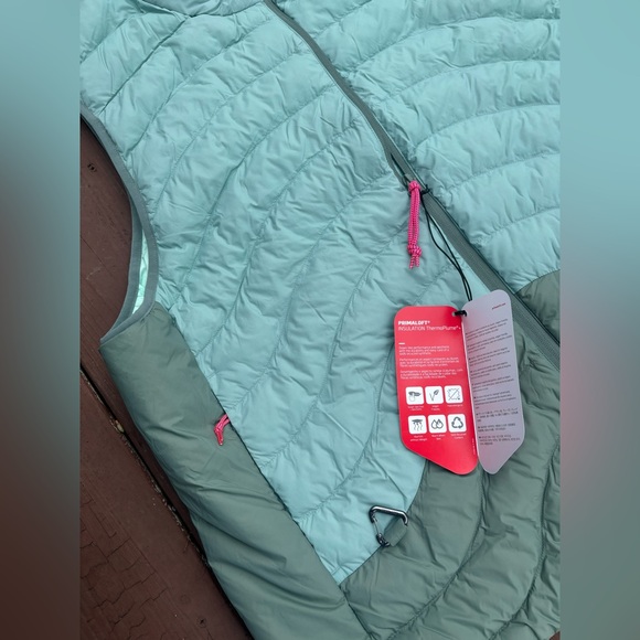 Nike ACG Insulated Vest – Packable & Heat-Regulating - Picture 3 of 8